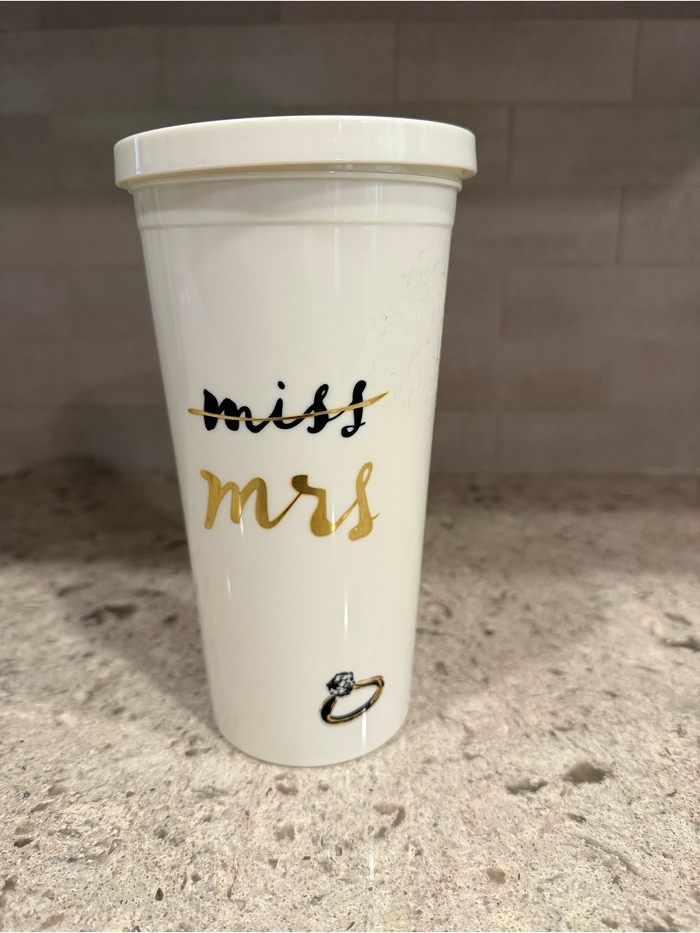 Kate spade miss-mrs tumbler